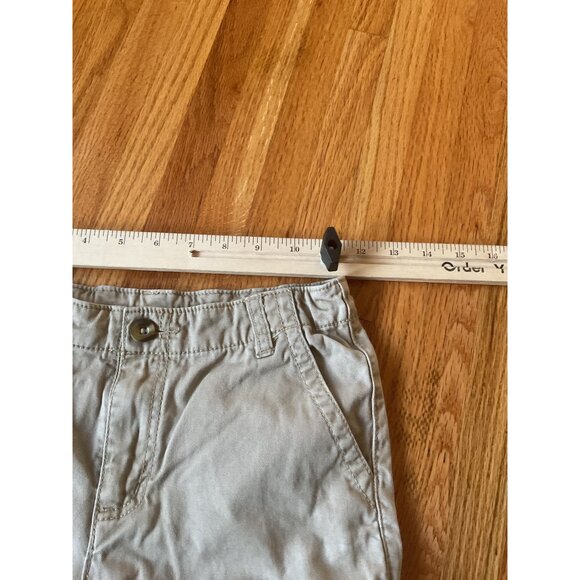 Crazy 8 Boys Beige Cotton Shorts Size 8 With Button Closure & Pockets - Picture 2 of 7